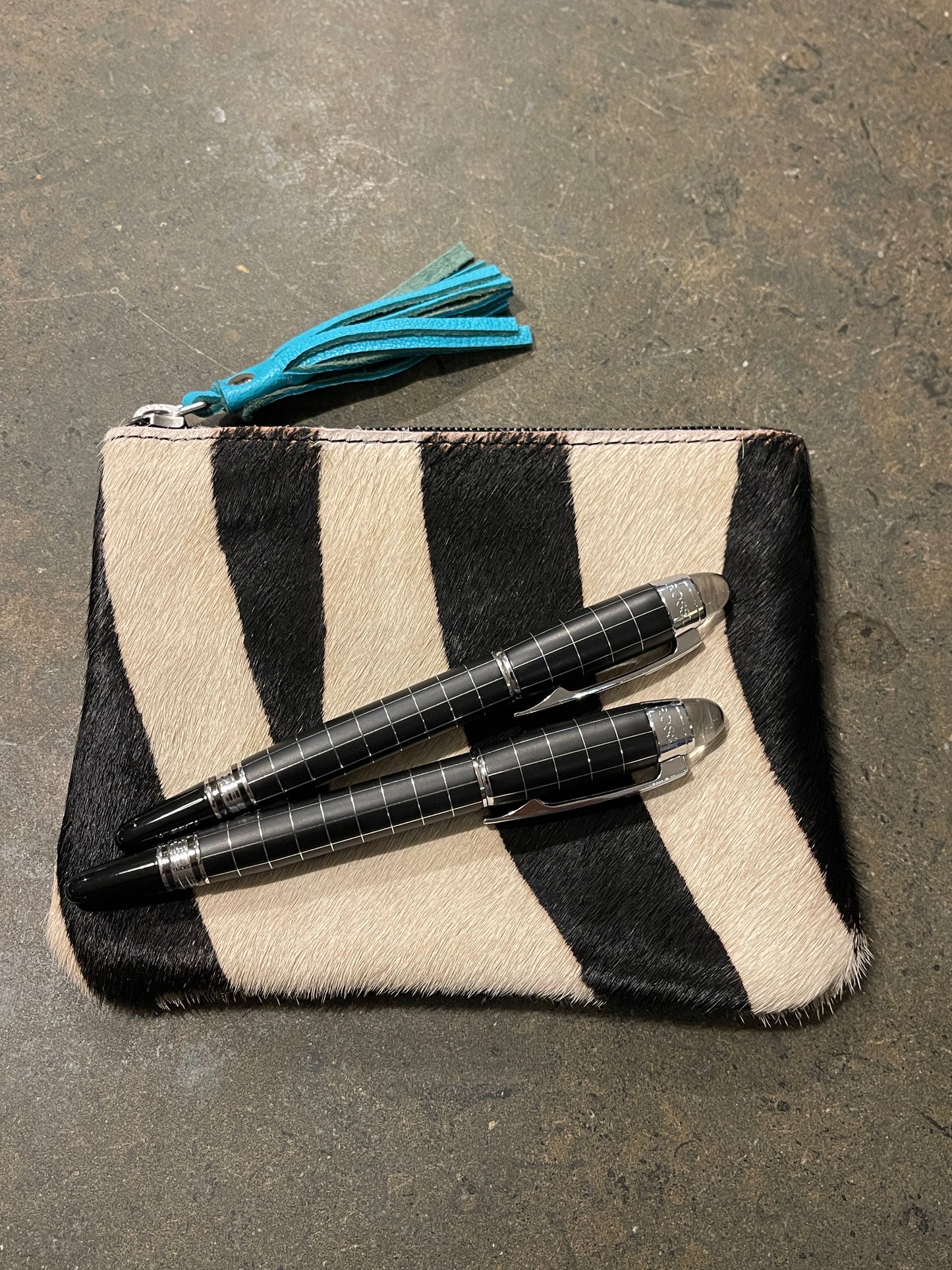 Cowhide Purse - Tuli